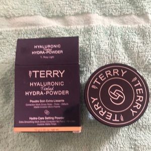 By Terry Hylauronic Tinted Hydra Powder